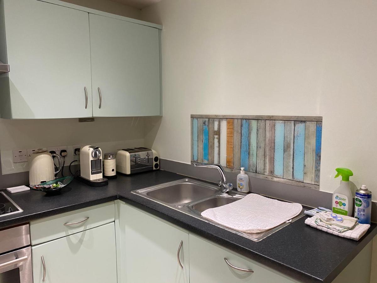 Stunning Marina Apartment Gosport Portsmouth Екстер'єр фото