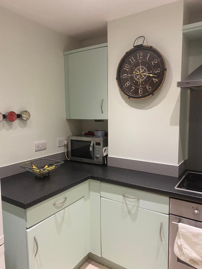 Stunning Marina Apartment Gosport Portsmouth Екстер'єр фото