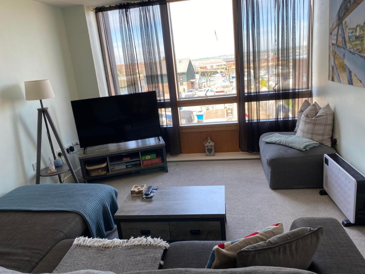 Stunning Marina Apartment Gosport Portsmouth Екстер'єр фото